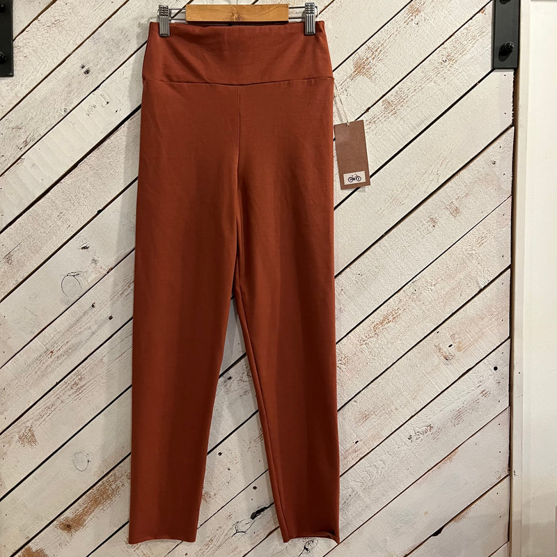 Divine Leggings | Ankle Grazer