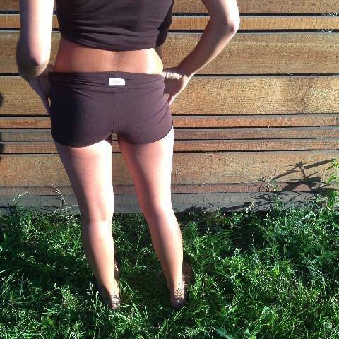 Smokin' Hot Shorts - Downtown Betty